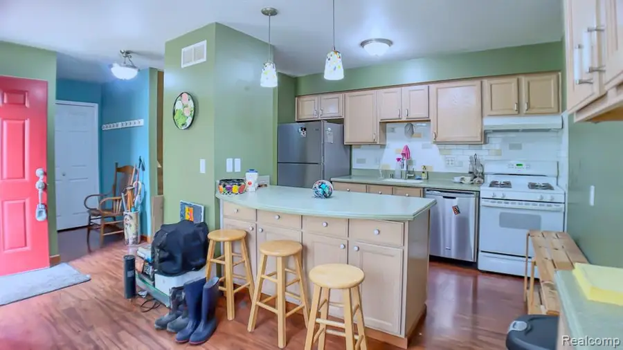 552 Foxboro, Brighton, MI 48116 - #3