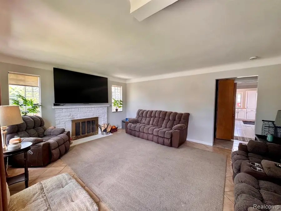 21218 Benjamin, Saint Clair Shores, MI 48081 - #3