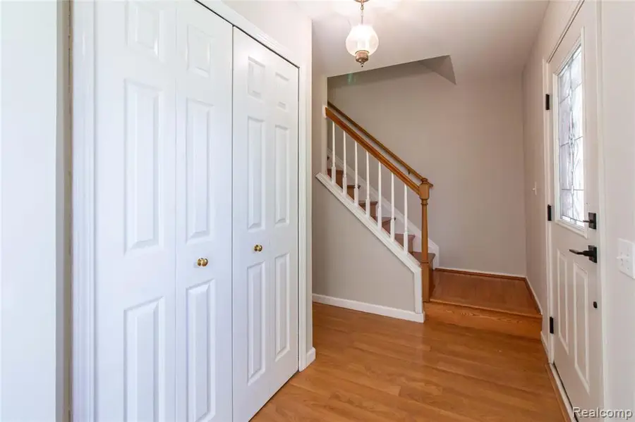 1880 Poppleton, West Bloomfield, MI 48324 - #3
