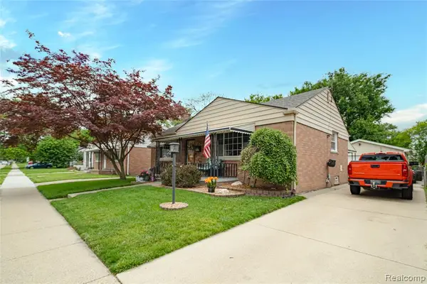 1621 E Pearl, Hazel Park, MI 48030