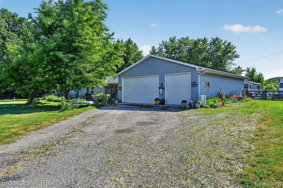 9300 Head O Lake, Ottawa Lake, MI 49267 - #2