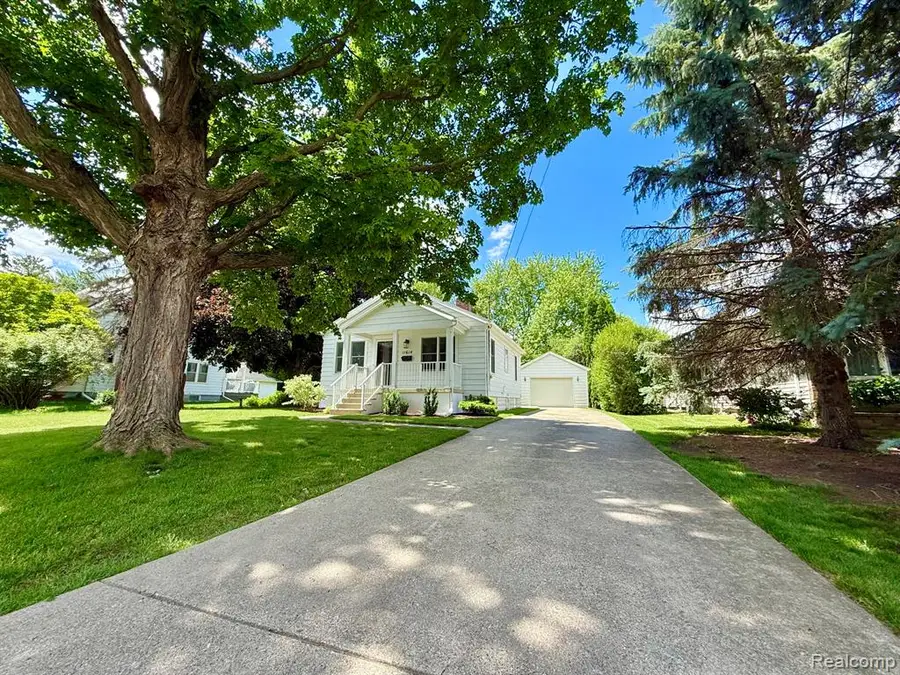 11614 Schram, Grand Blanc, MI 48439 - #2