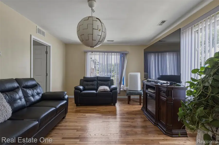 28151 Cherry, Inkster, MI 48141 - #3