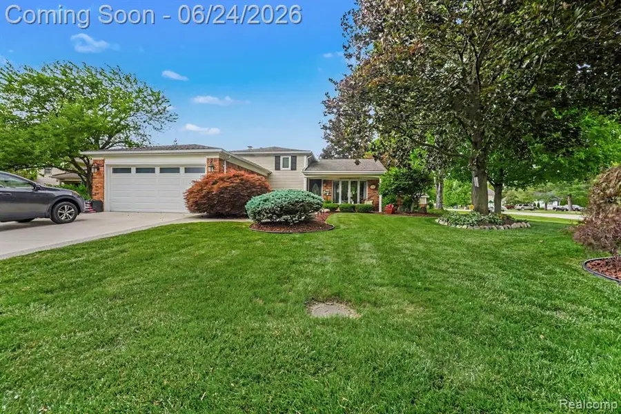 5997 Marble, Troy, MI 48085 - #3