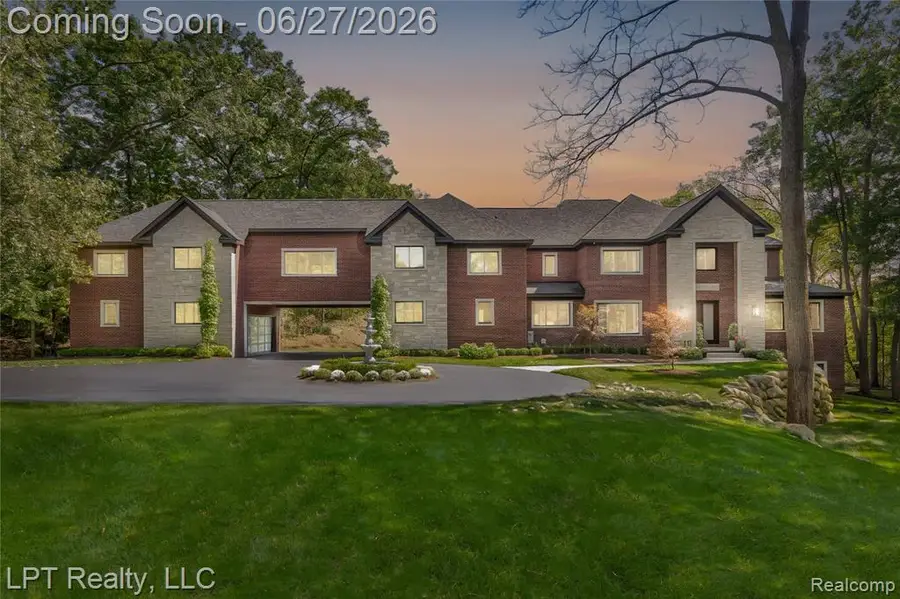 5029 Forest Valley, Clarkston, MI 48348 - #2