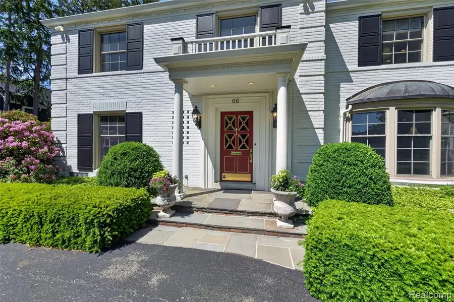 66 Oxford, Grosse Pointe, MI 48236 - #2