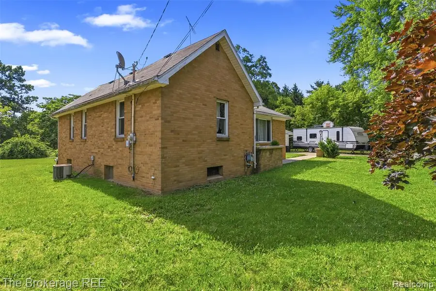 3290 Drexel, Flint, MI 48506 - #2