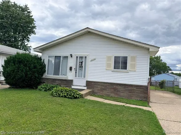 20158 Abrahm, Clinton Township, MI 48035