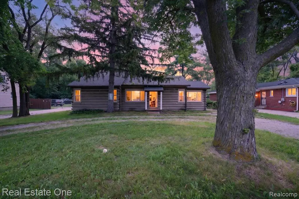 20980 Evergreen, Southfield, MI 48075 - #1