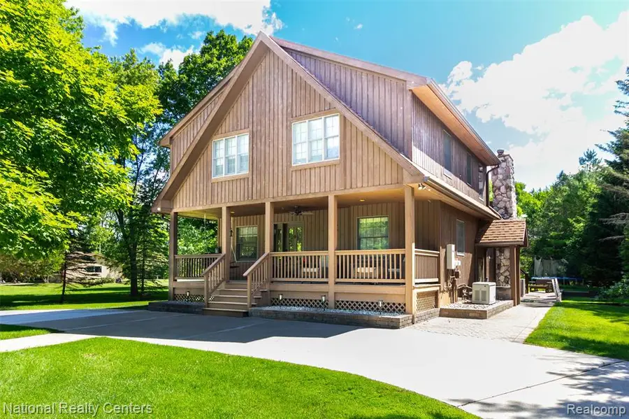 8706 Buckland, South Lyon, MI 48178 - #3
