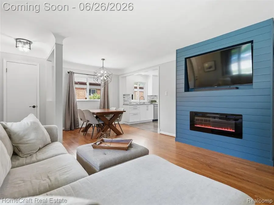 9338 Florida, Livonia, MI 48150 - #3