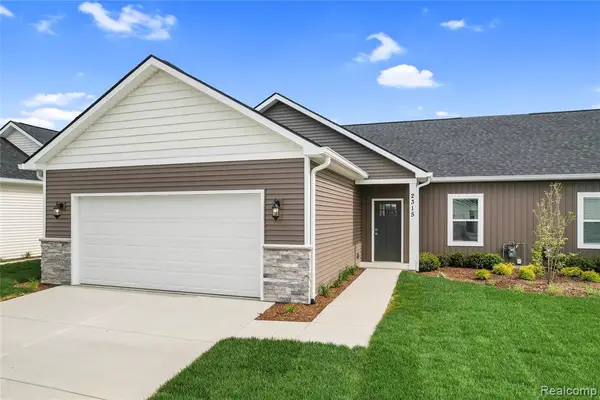 2255 Gilder, Howell, MI 48843