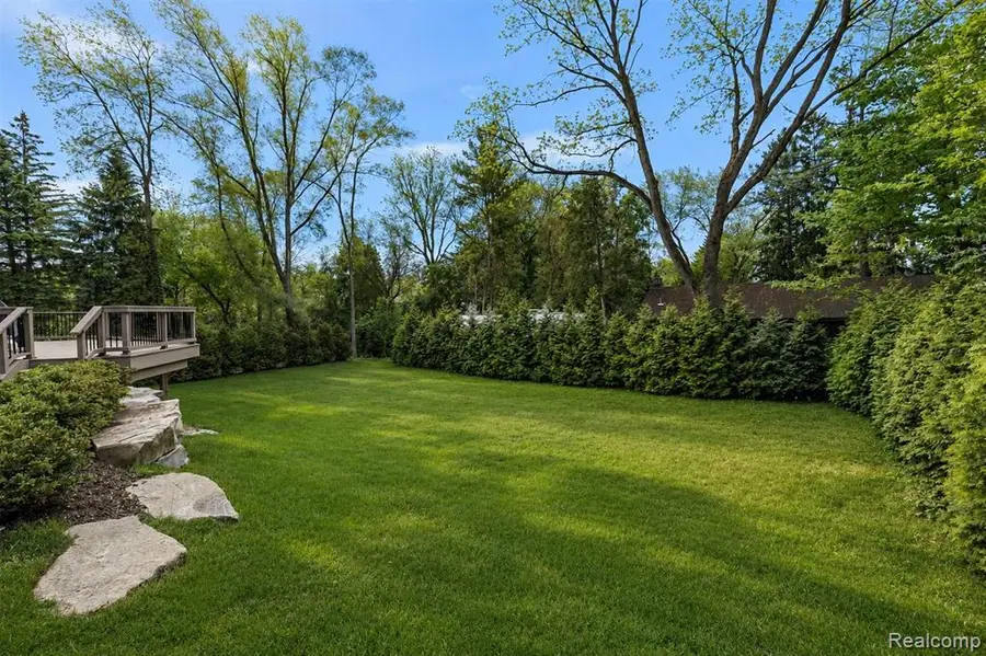 4345 Spruce Hill, Bloomfield Hills, MI 48301 - #3