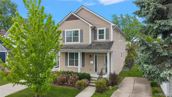 215 La Plaza, Royal Oak, MI 48073