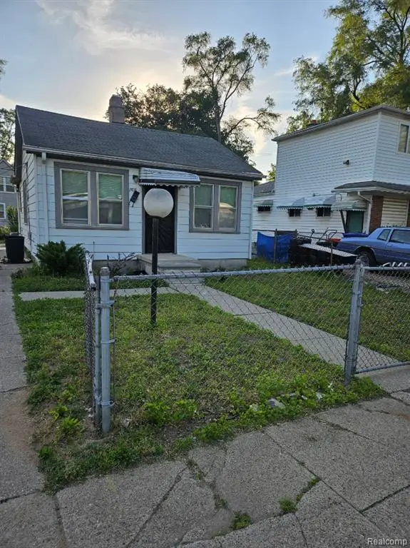 21033 Glen Lodge, Ferndale, MI 48220