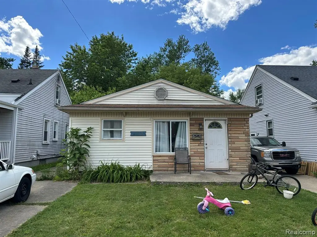 15589 Norborne, Redford, MI 48239 - #1
