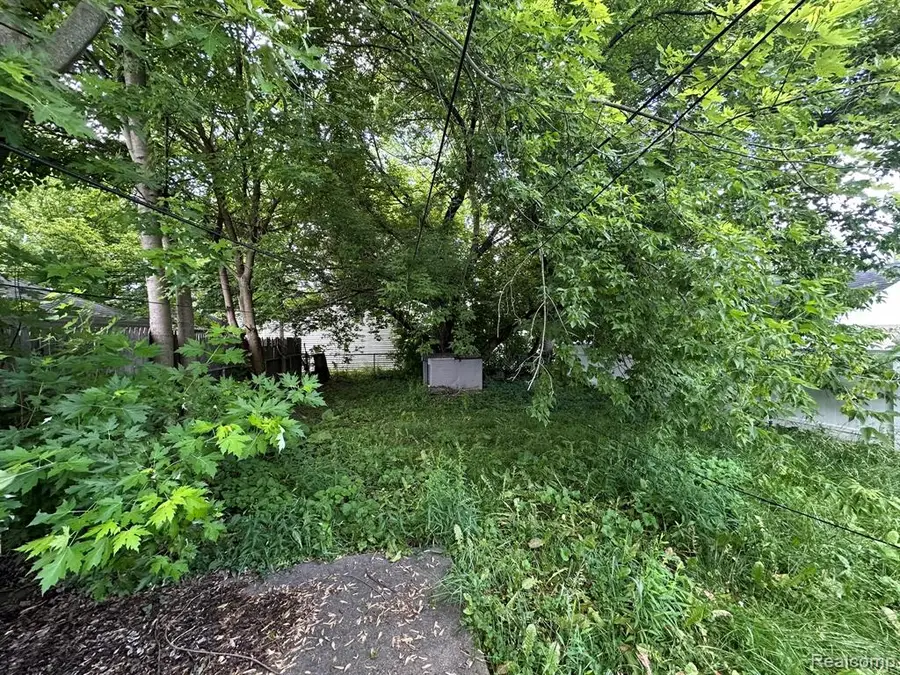 15589 Norborne, Redford, MI 48239 - #3
