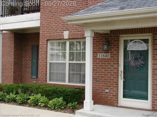 11840 Farmington Rd #59, Livonia, MI 48150