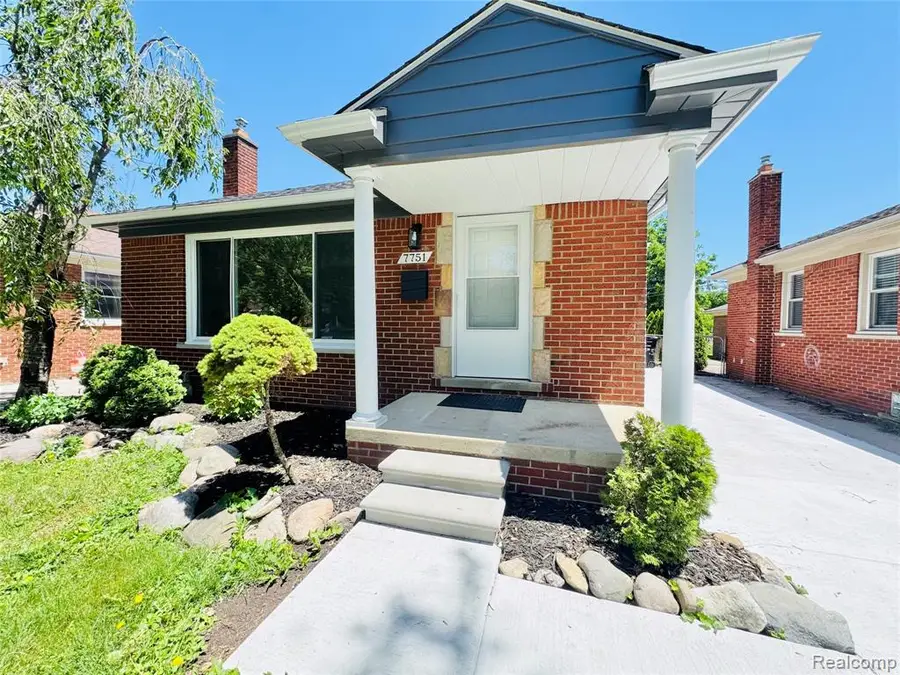 7751 Cortland, Allen Park, MI 48101 - #2