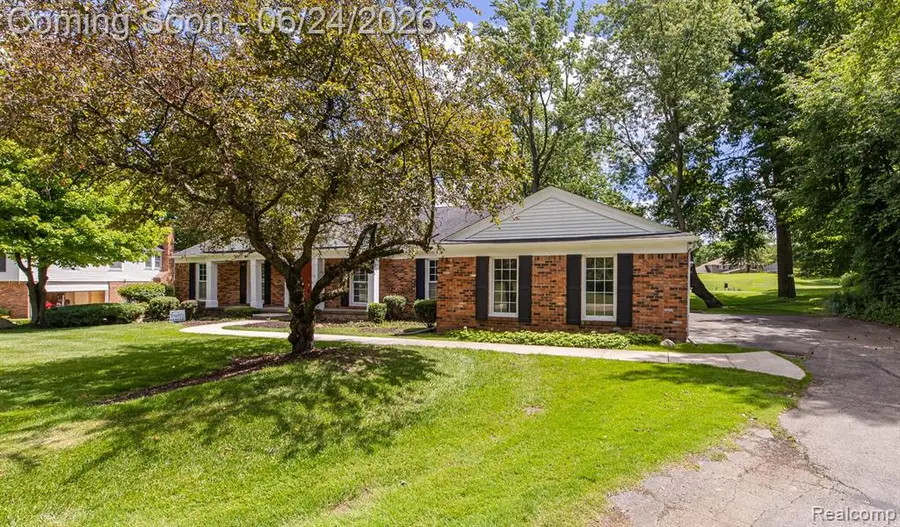 710 Basswood, Rochester Hills, MI 48309 - #2