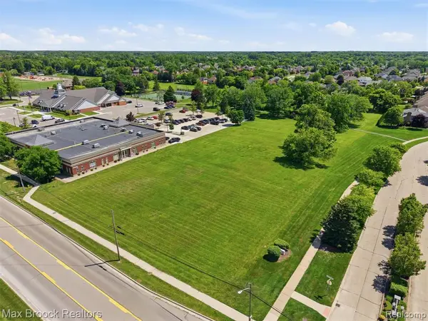 57750 Van Dyke, Washington, MI 48094