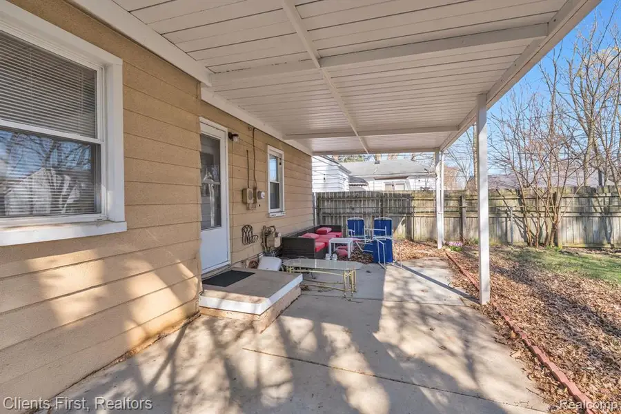 24047 Stanford, Dearborn Heights, MI 48125 - #3