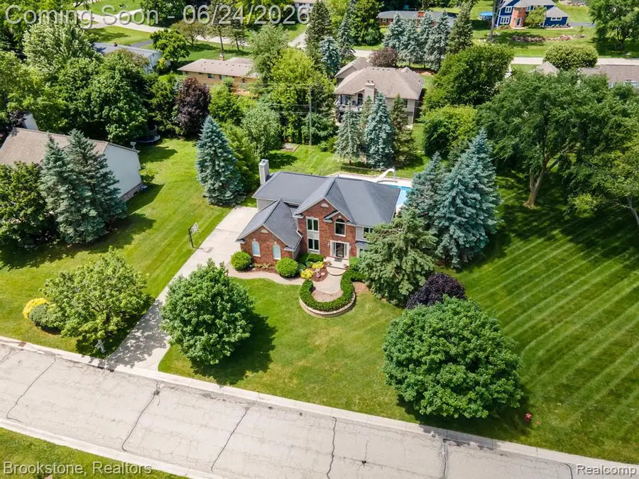 3812 Kossuth, Orion, MI 48360 - #3