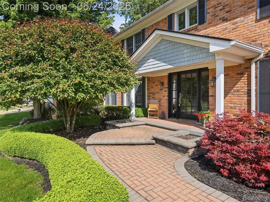 2463 Kimberly Fair, Rochester Hills, MI 48309 - #3