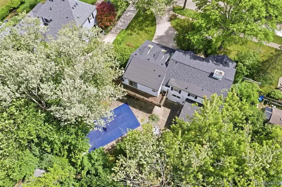 1956 Beverly, Berkley, MI 48072 - #2