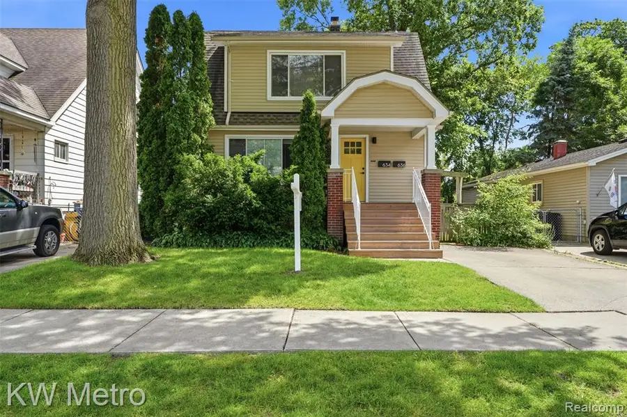 634 E Lewiston, Ferndale, MI 48220 - #2
