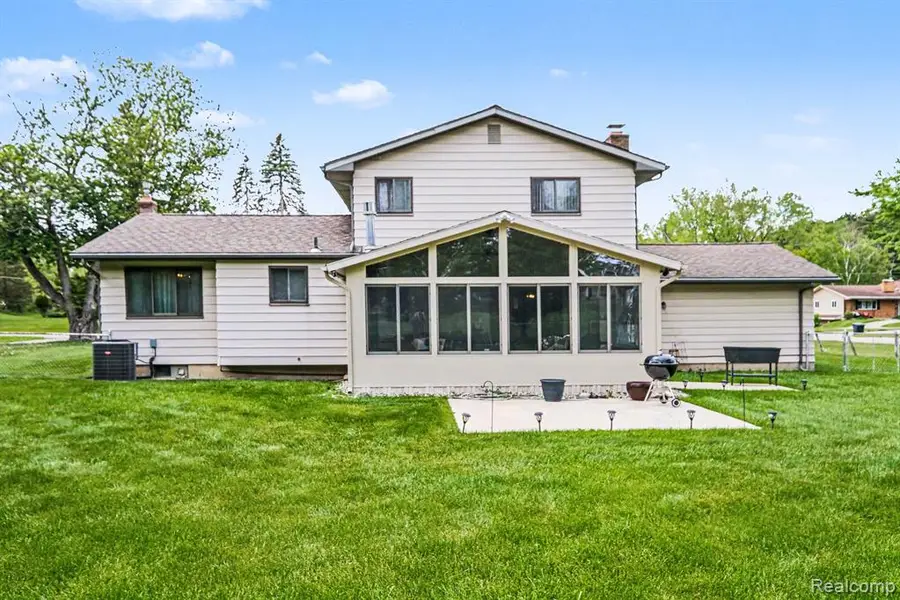 1148 Carter, Flint, MI 48532 - #2