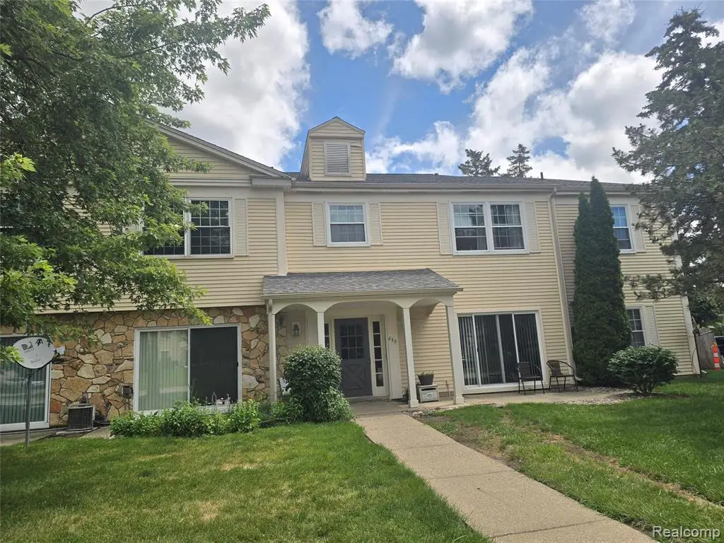 833 Bloomfield Village #C, Auburn Hills, MI 48326 - #1
