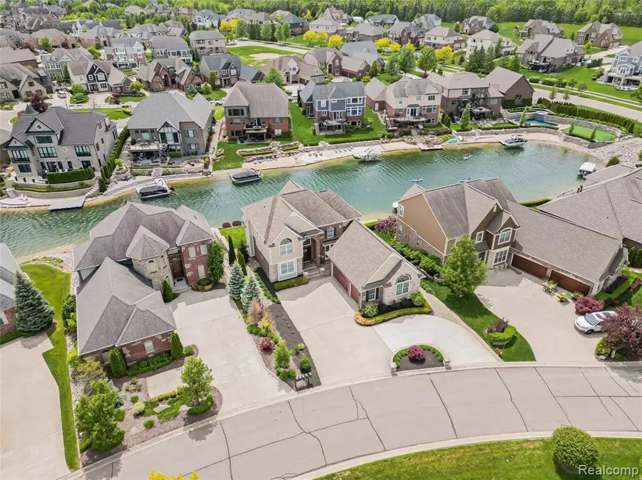 8439 Boulder Shores, Green Oak, MI 48178 - #2