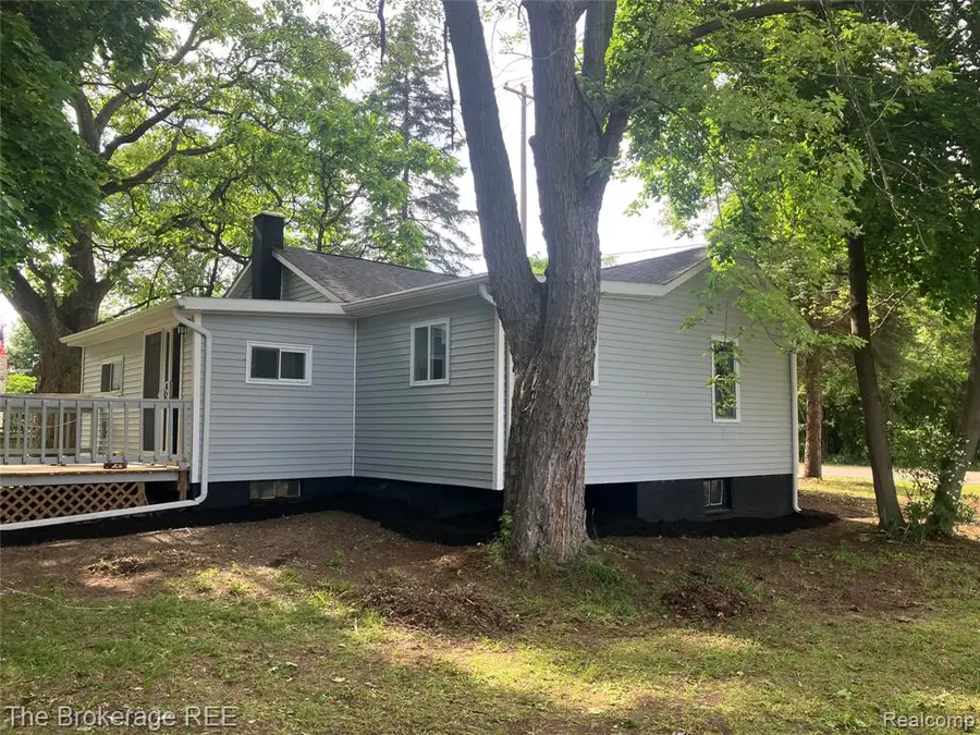 4249 Calkins, Flint, MI 48532 - #2