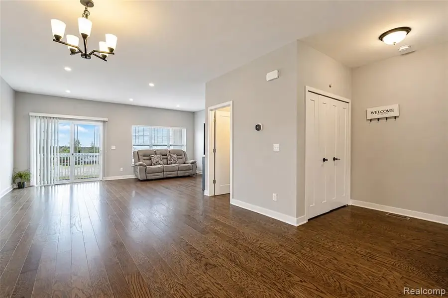 41626 Orianna, Novi, MI 48375 - #3