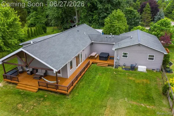 12100 Wilson, Carleton, MI 48117