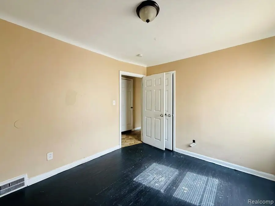 18436 Margareta, Detroit, MI 48219 - #3