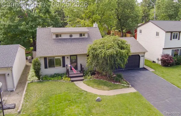 4741 Meadowbrook, Clarkston, MI 48348