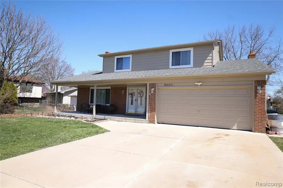 38684 Pinebrook, Sterling Heights, MI 48310 - #3