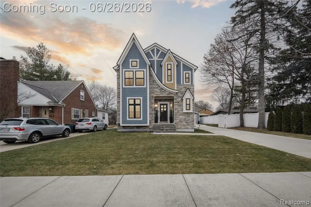 861 Coolidge, Birmingham, MI 48009 - #1