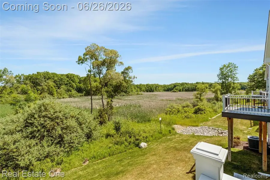 5318 Trail Vista, West Bloomfield, MI 48323 - #2