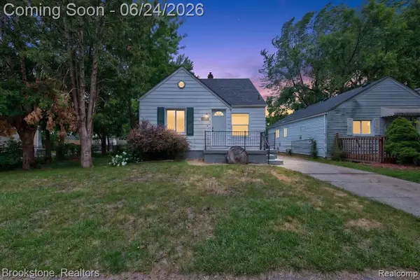 7203 Orchard, Warren, MI 48091