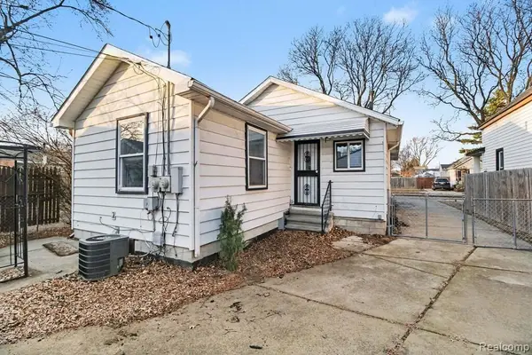1228 E Jarvis, Hazel Park, MI 48030