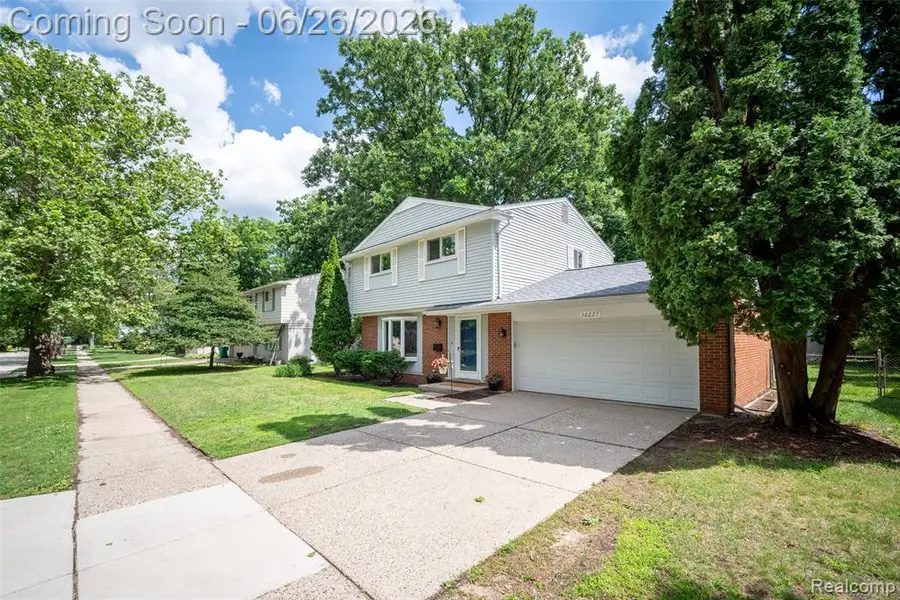30227 Stockton, Farmington Hills, MI 48336 - #2