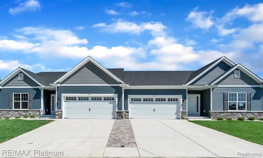 861 Oakwood #22, Fenton, MI 48430 - #3