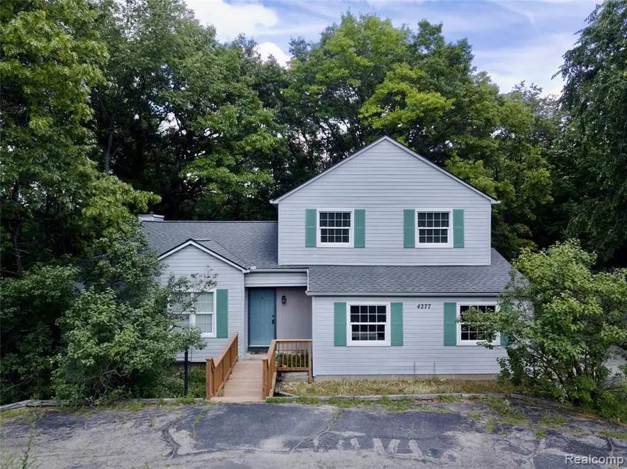 4277 Tux, Milford, MI 48380 - #2