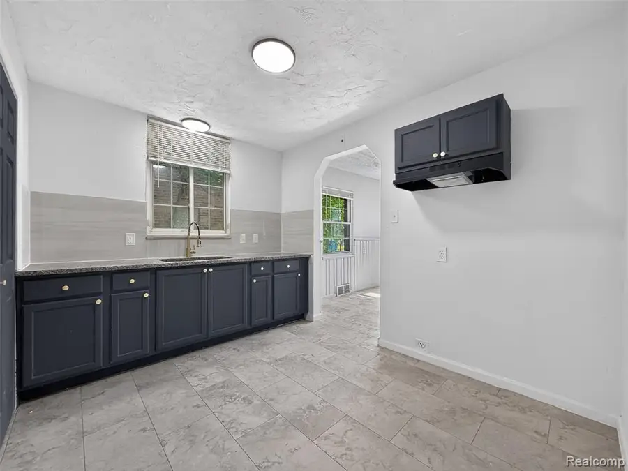 5234 Berkshire, Detroit, MI 48224 - #3