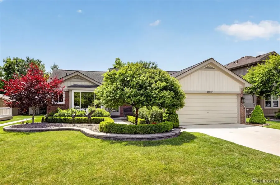 44637 Ridgefield, Canton, MI 48188 - #2