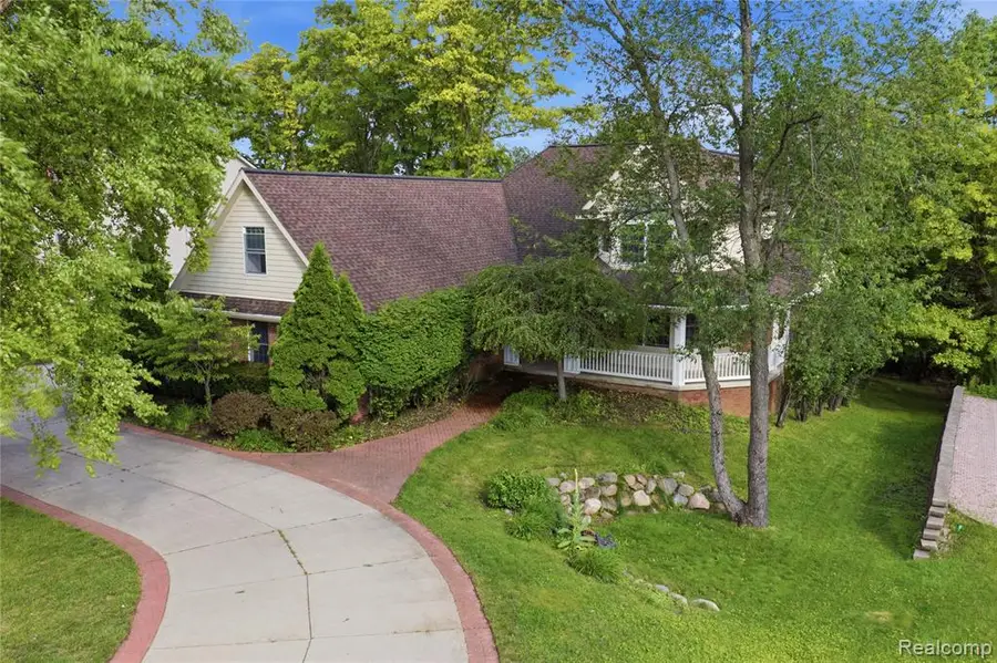9015 Huron Bluffs, White Lake, MI 48386 - #3