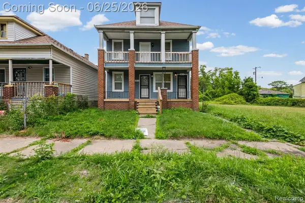 2415 Cody, Hamtramck, MI 48212